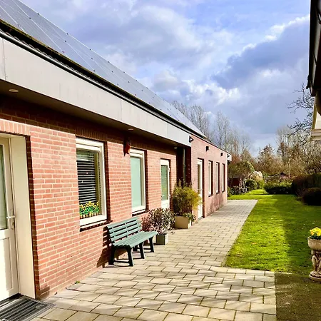 Bed & Breakfast Rooi Bij De Knoptoren