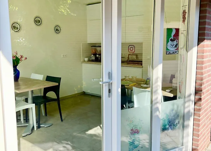 住宿加早餐酒店 Rooi Bij De Knoptoren Sint-Oedenrode